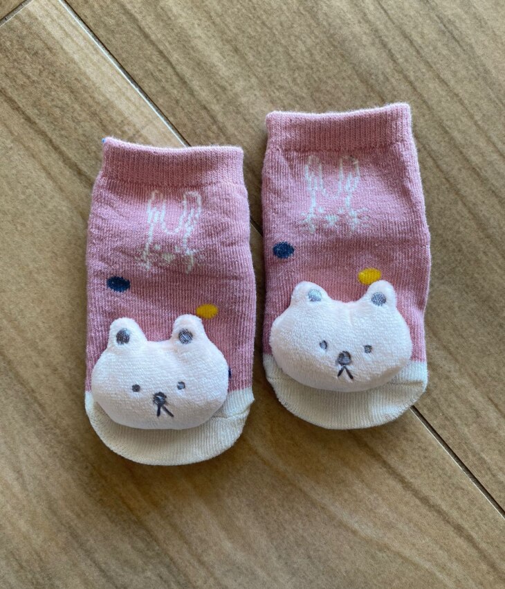 fernandaramoskids com br Meia Infantil Feminina Antiderrapante Rosé com Bichinho3