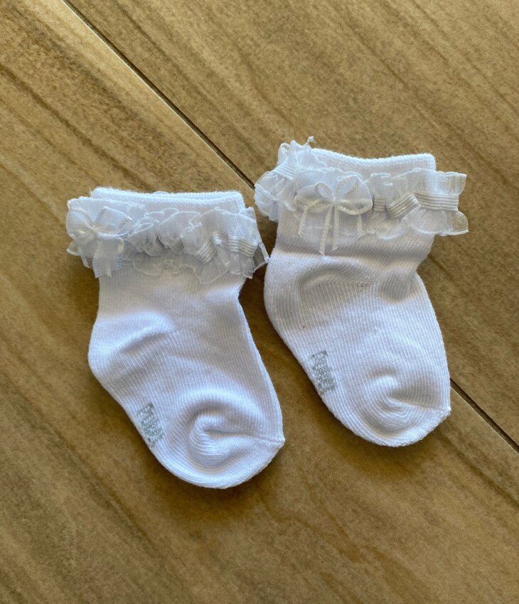 fernandaramoskids com br Meia Infantil Feminina Branca com Detalhe em Renda4