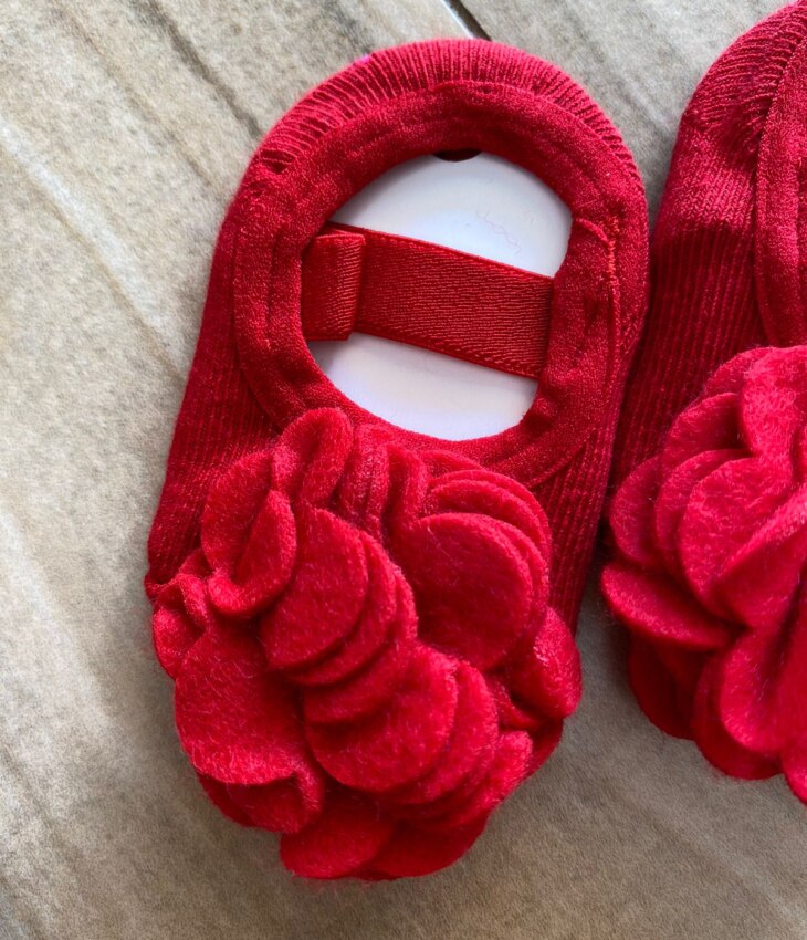fernandaramoskids com br Meia Infantil Feminina Sapatilha Vermelha com Detalhe em Flor5