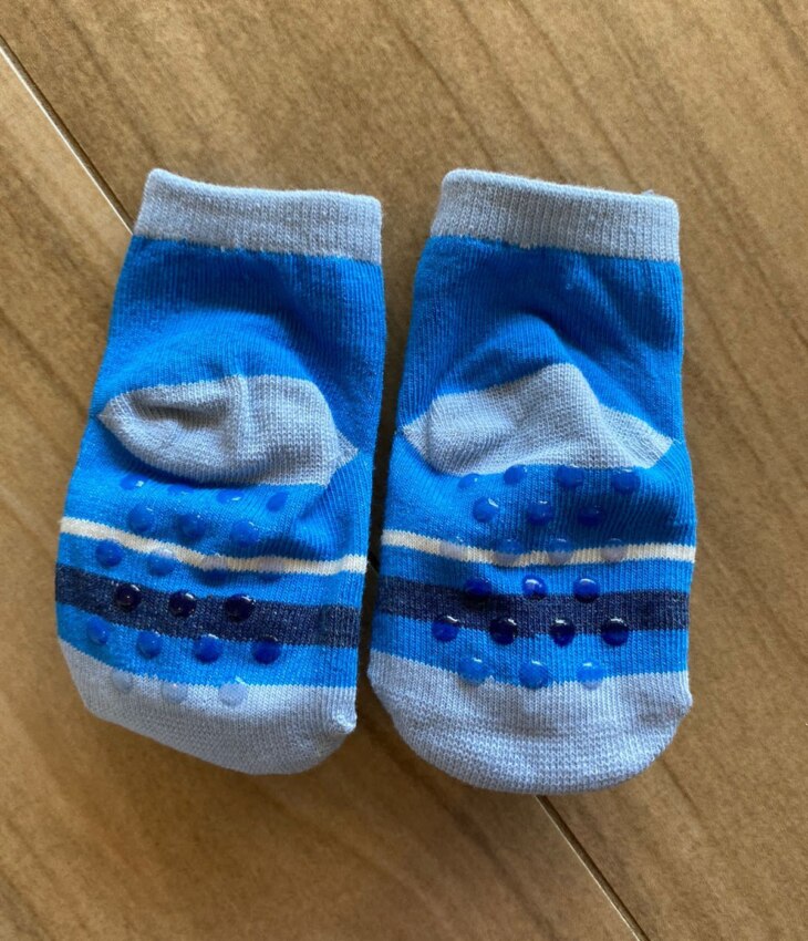 fernandaramoskids com br Meia Infantil Masculina Antiderrapante Azul com Gatinho5