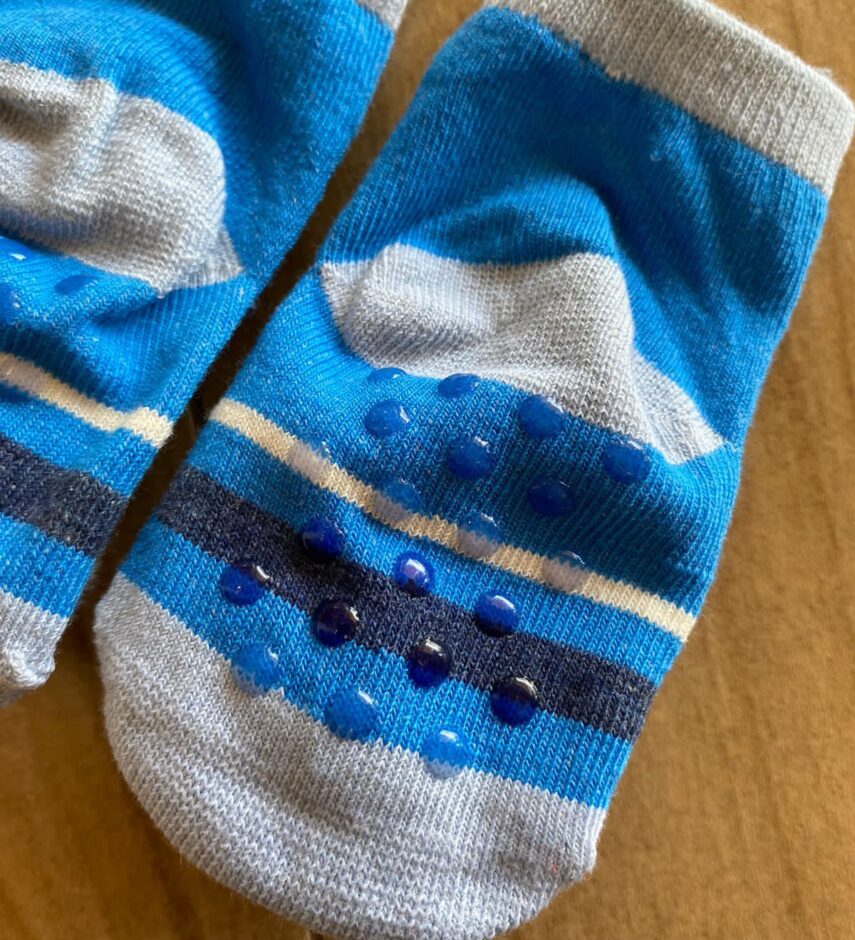 fernandaramoskids com br Meia Infantil Masculina Antiderrapante Azul com Gatinho6