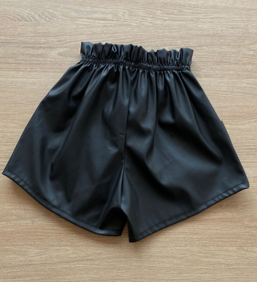fernandaramoskids com br Short Infantil Feminino Couro Eco Preto com Amarração2