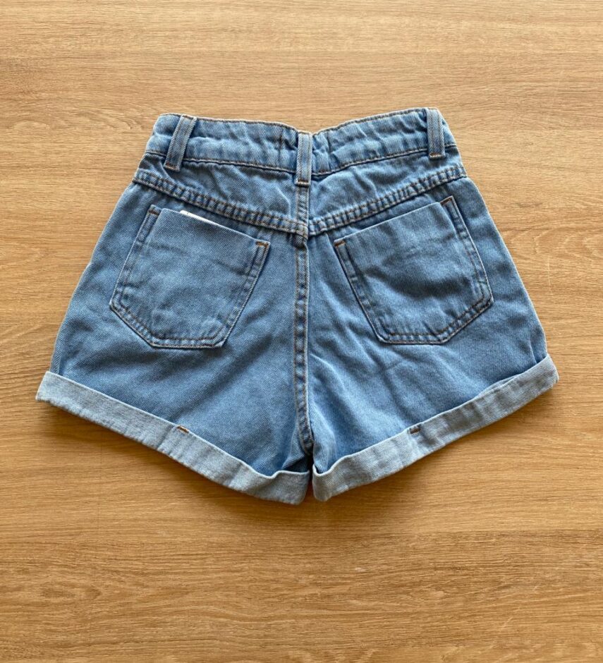 fernandaramoskids com br Short Infantil Feminino Jeans com Detalhe Bordado de Coração2