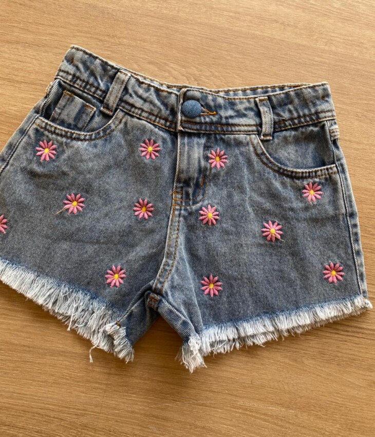 fernandaramoskids com br Short Infantil Feminino Jeans com Detalhe Bordado de Flor1