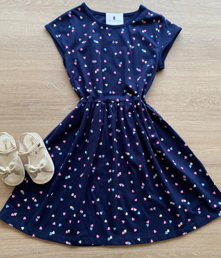 Vestido Infantil Feminino Azul Marinho com Corações Coloridos Fernanda Ramos Kids