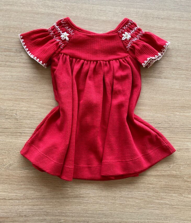 fernandaramoskids com br Vestido Infantil Feminino Curto Vermelho com Detalhe Bordado2