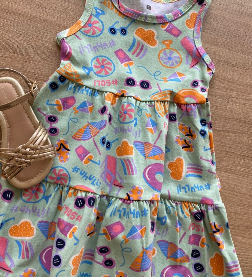 fernandaramoskids com br Vestido Infantil Feminino Estampado Fundo Verde Menta2