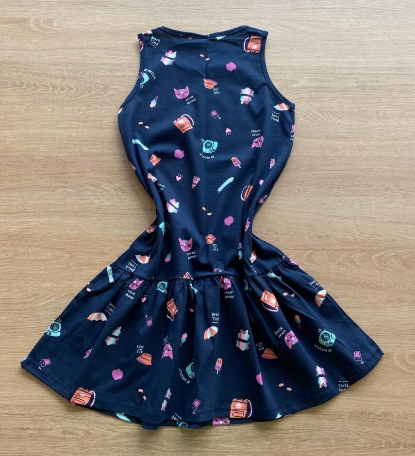 fernandaramoskids com br Vestido Infantil Feminino Evasê Estampado Fundo Azul Marinho3
