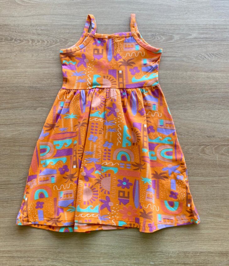 fernandaramoskids com br Vestido Infantil Feminino Evasê Estampado Fundo Laranja2