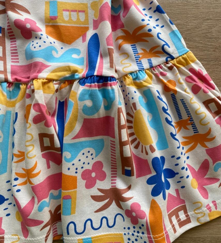 fernandaramoskids com br Vestido Infantil Feminino Evasê Estampado Fundo Off White1