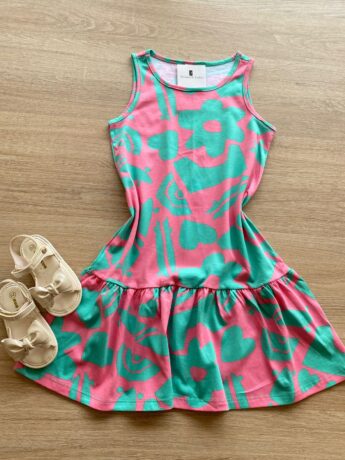 Vestido Infantil Feminino Evasê Estampado Fundo Rosa Fernanda Ramos Kids
