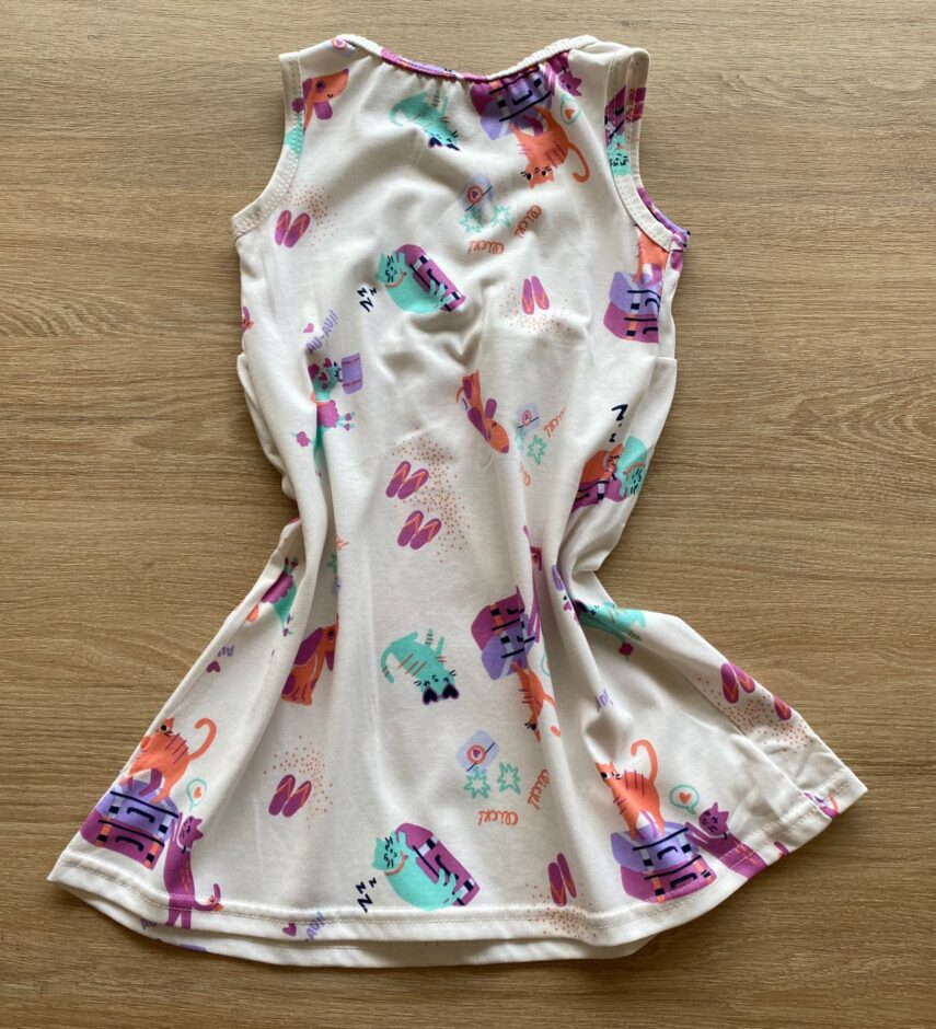 fernandaramoskids com br Vestido Infantil Feminino Evasê Off White Estampado2
