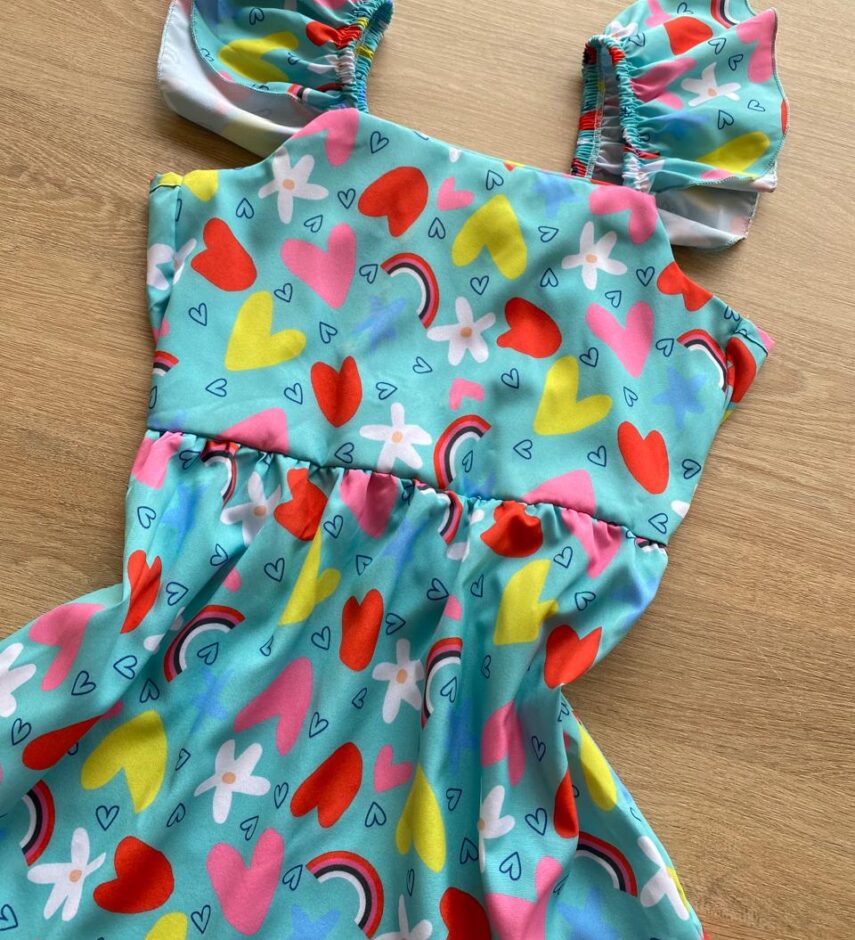 fernandaramoskids com br Vestido Infantil Feminino Manga com Babado Estampado Verde Água1