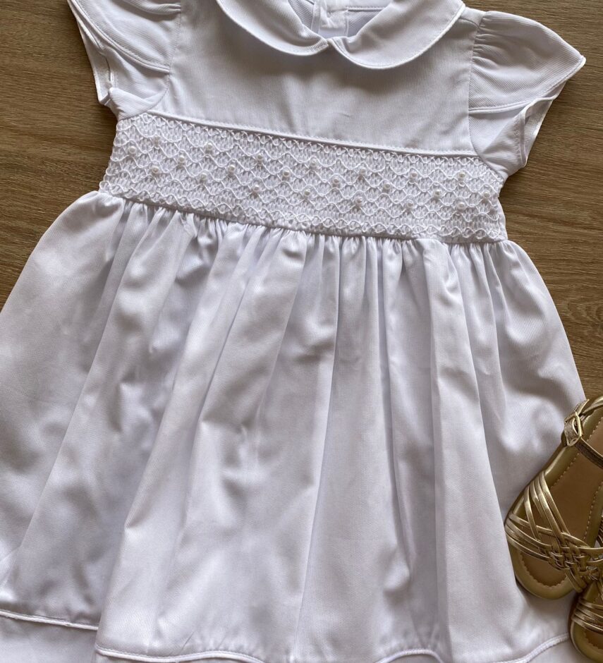 fernandaramoskids com br Vestido Infantil Feminino Manga Curta Branco com Detalhe de Pérolas1