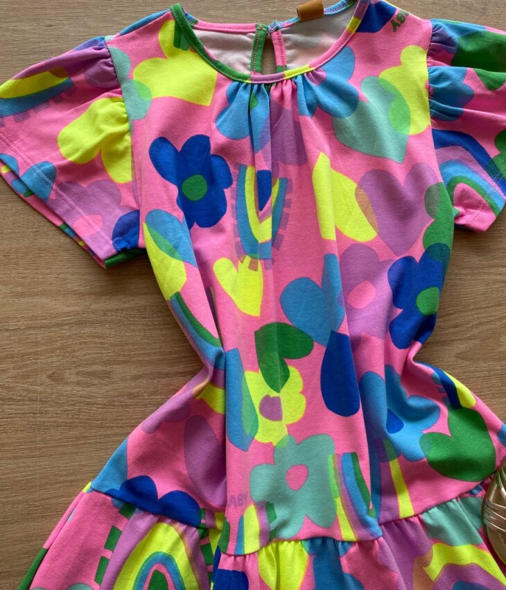 fernandaramoskids com br Vestido Infantil Feminino Manga Curta Estampado Rosa Neon1