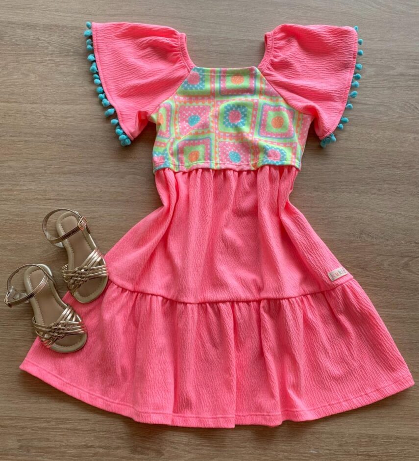 Vestido Infantil Feminino Manga Curta Pink Flúor com Estampa Fernanda Ramos Kids