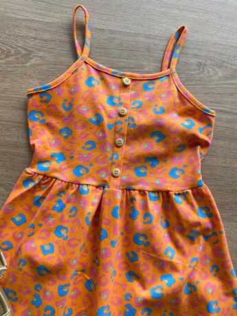 fernandaramoskids com br Vestido Infantil Feminino Rodado Alça Fina Laranja Estampado1