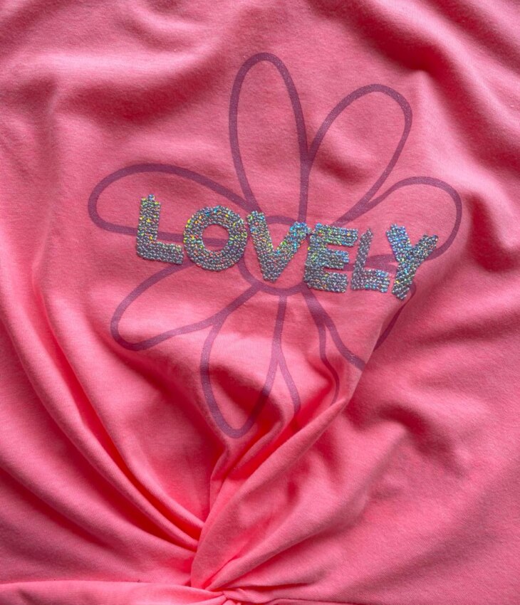 fernandaramoskids com br Blusa Cropped Manga Curta Lovely Rosa Neon1