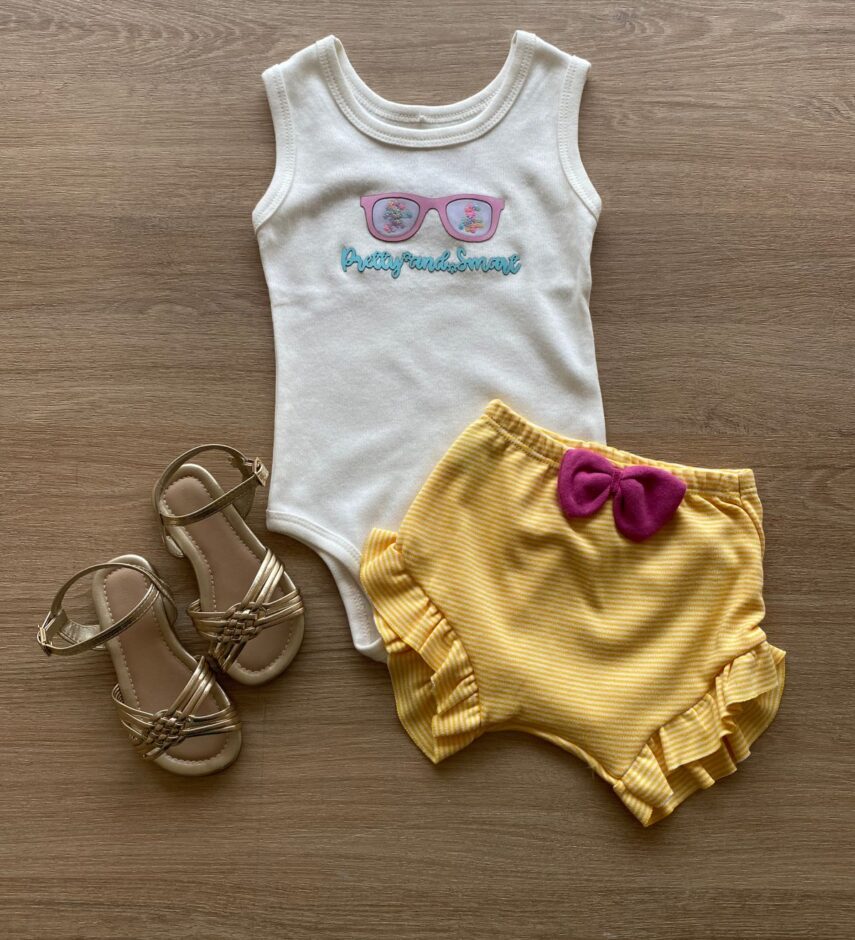 Conjunto Infantil Feminino Body Branco e Short Listrado Amarelo Fernanda Ramos Kids