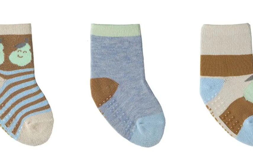 Kit com 3 Meias Infantil Masculina Antiderrapante Azul e Bege Pera Fernanda Ramos Kids