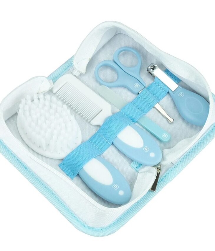 Kit Cuidados com 5 Peças + Nécessaire Infantil Masculino Azul Fernanda Ramos Kids