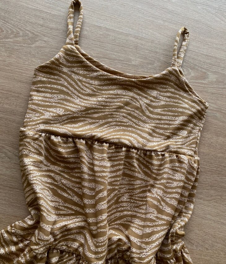 fernandaramoskids com br Vestido Infantil Feminino Soltinho Alça Fina Animal Print Bege1
