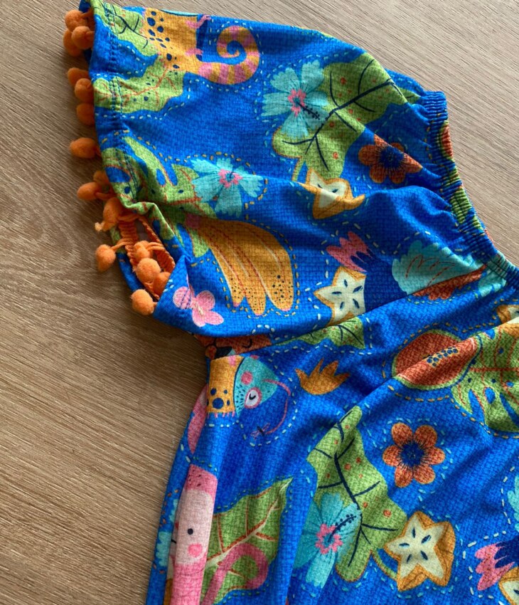 fernandaramoskids com br Vestido Infantil Feminino Soltinho Estampa Tropical Azul1