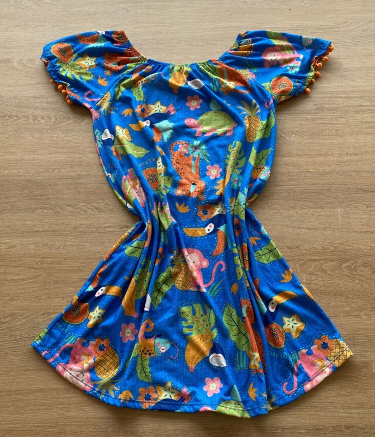 fernandaramoskids com br Vestido Infantil Feminino Soltinho Estampa Tropical Azul2