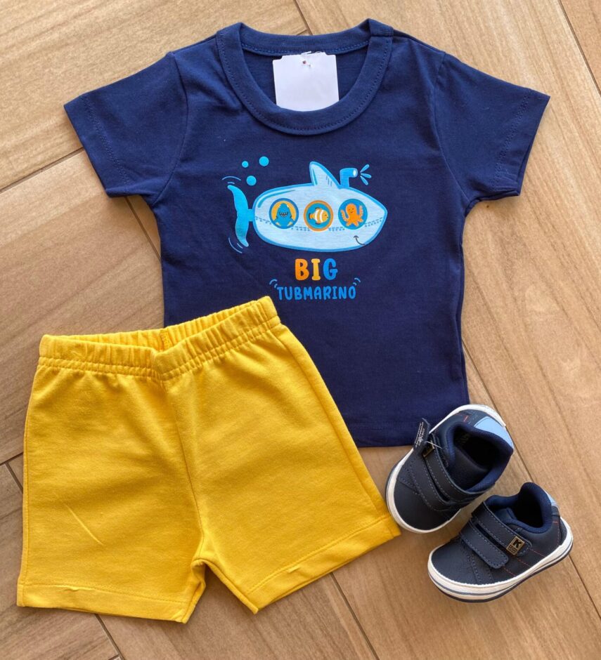 Conjunto Infantil Masculino Tubmarino Camiseta Azul e Bermuda Amarela Fernanda Ramos Kids