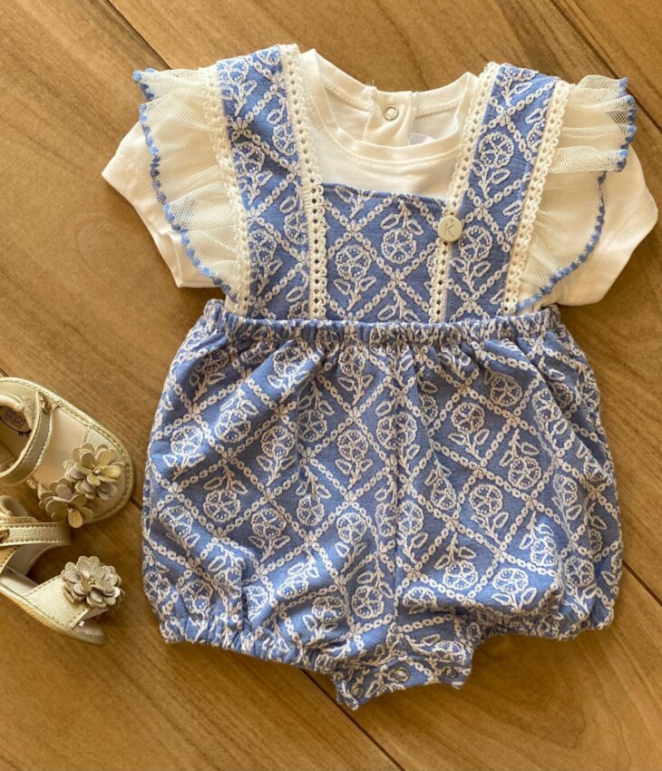 Conjunto Infantil Feminino Jardineira Bordada Azul e Blusa Branca Fernanda Ramos Kids