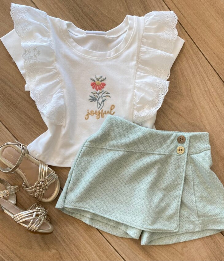 Conjunto Infantil Feminino Joyful Blusa Off White e Short Saia Verde Fernanda Ramos Kids