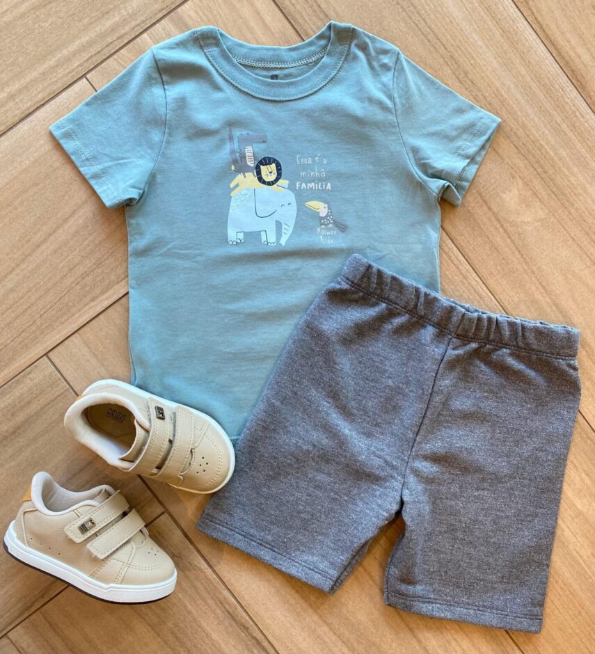 Conjunto Infantil Masculino Animais Camiseta Verde e Bermuda Cinza Fernanda Ramos Kids
