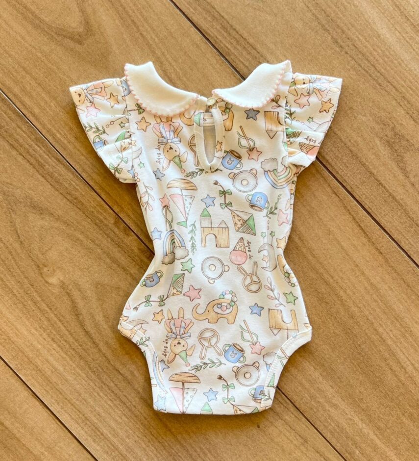 fernandaramoskids com br Body Infantil Feminino Manga Curta Suedine com Gola Estampado2