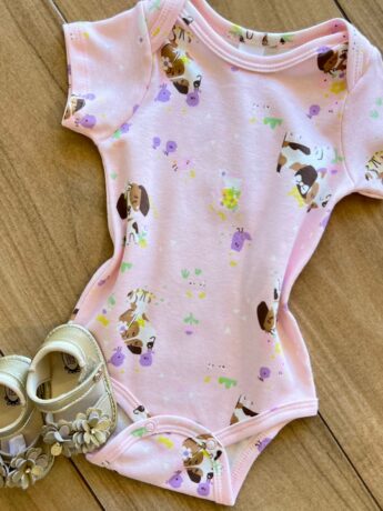 fernandaramoskids com br Body Infantil Feminino Manga Curta Suedine Estampa Cachorrinho Rosa1