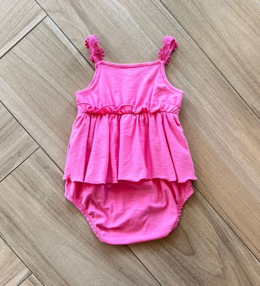 fernandaramoskids com br Body Infantil Feminino Rosa com Babado Alça Flor 2