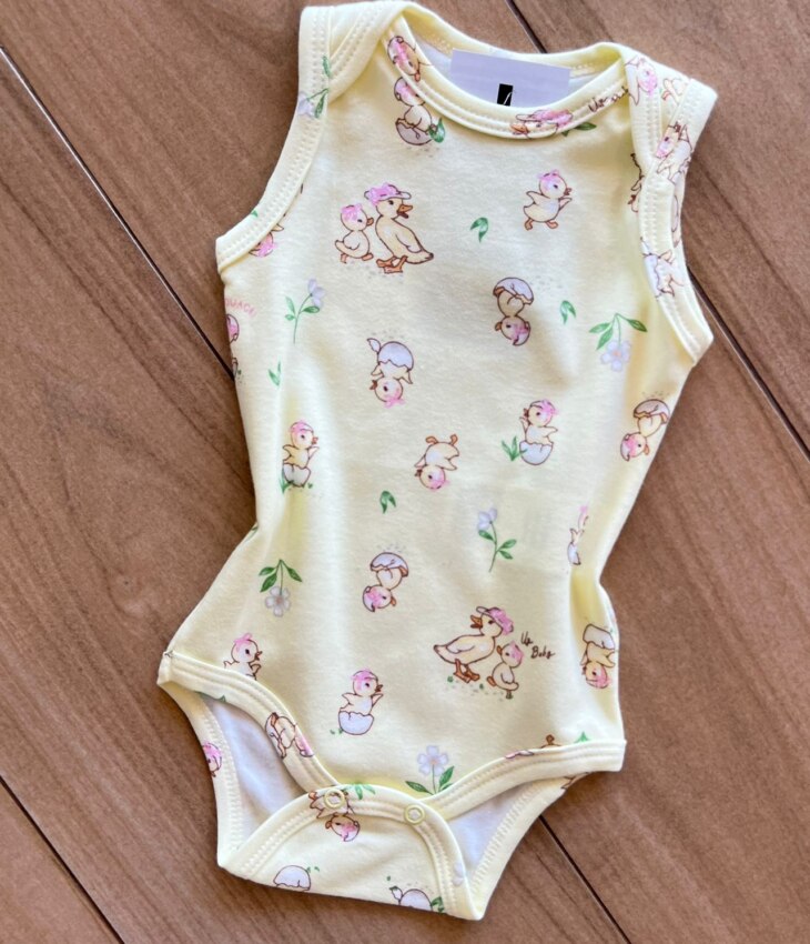 fernandaramoskids com br Body Infantil Feminino sem Manga Suedine Estampa Patinhos Amarelo1