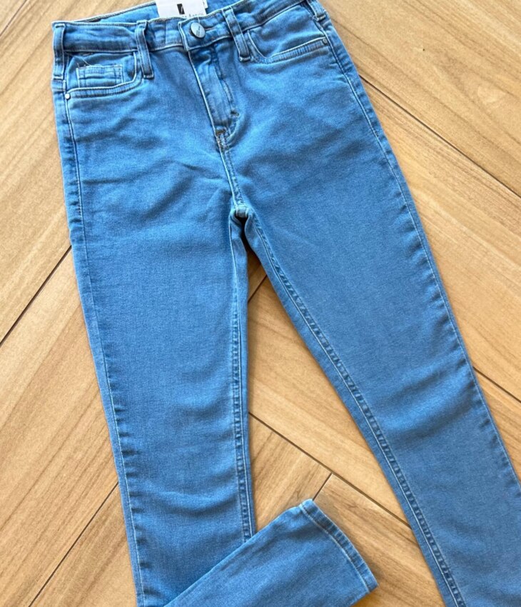 fernandaramoskids com br -Calça Masculina Infantil Jeans Claro Slim com Bolsos AN68A 1