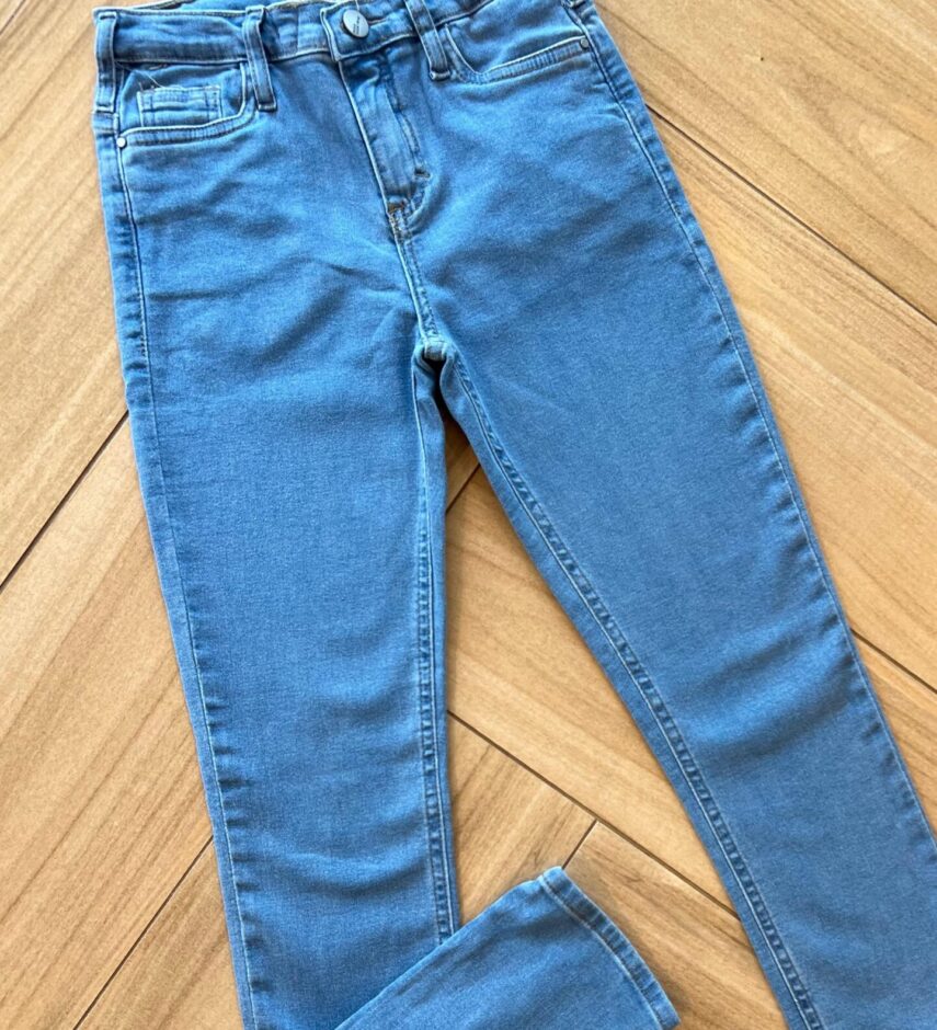 fernandaramoskids com br -Calça Masculina Infantil Jeans Claro Slim com Bolsos AN68A 1