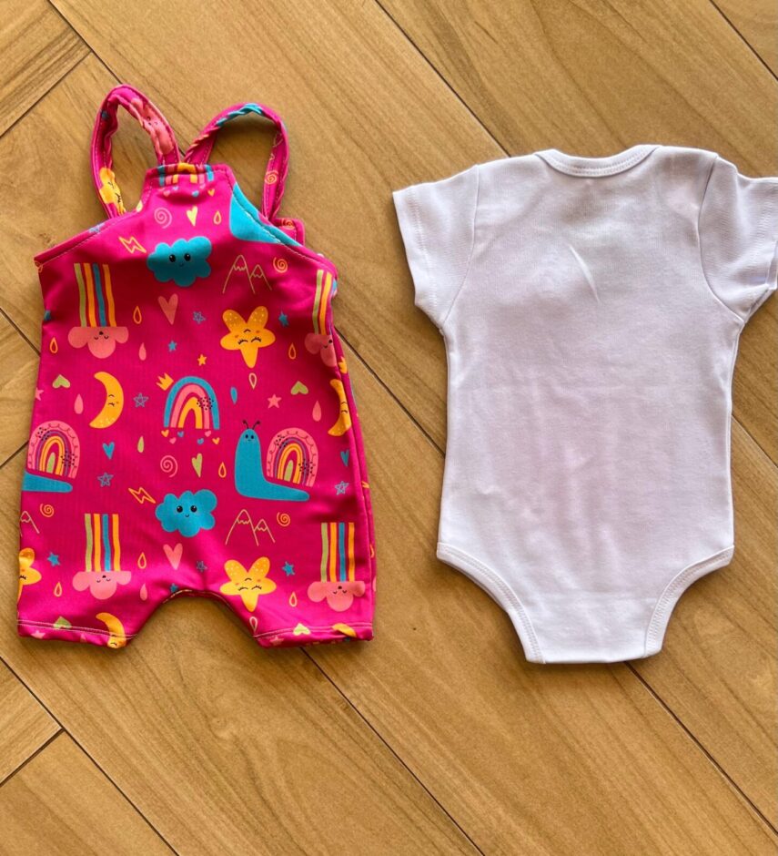 fernandaramoskids com br Conjunto Infantil Feminino 3 Peças Body e Jardineira e Babador 2