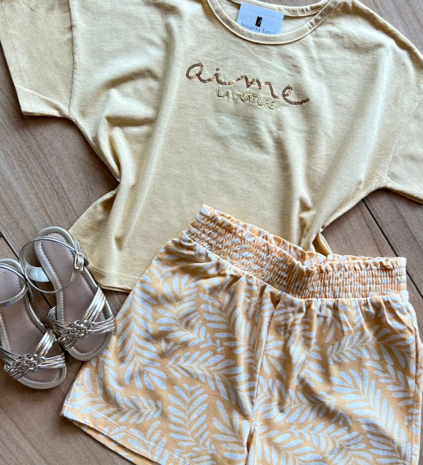 fernandaramoskids com br Conjunto Infantil Feminino Blusa Aime e Short Amarelo 1