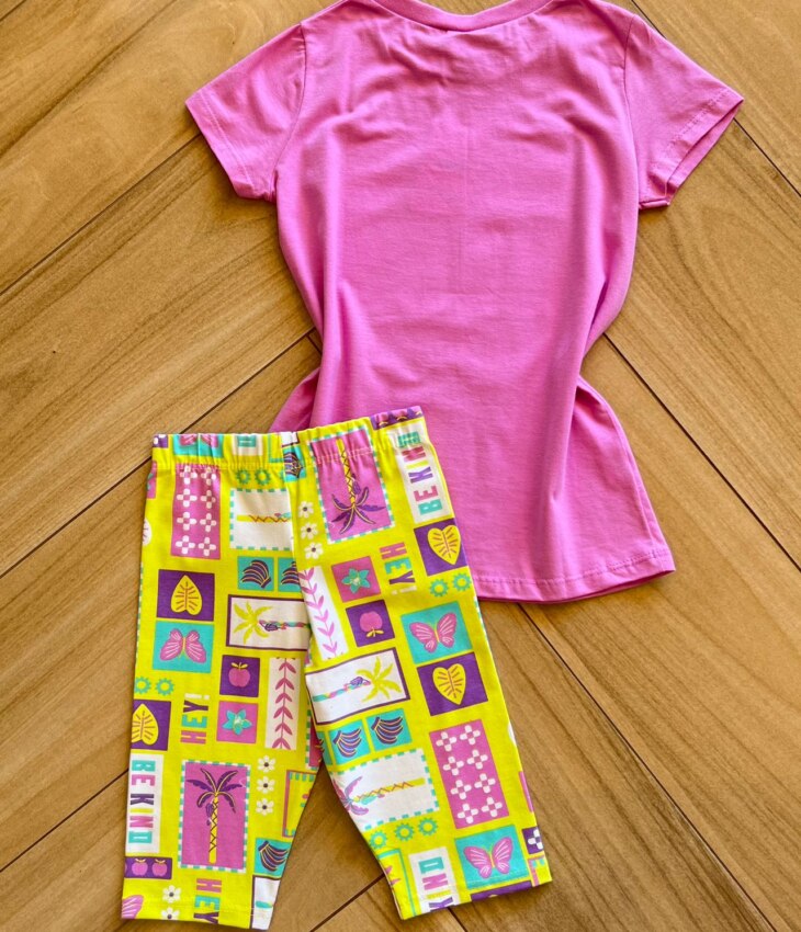 Conjunto Infantil Feminino Blusa Be Kind e Bermuda Estampada Fernanda Ramos Kids