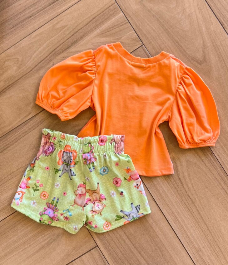 Conjunto Infantil Feminino Blusa Boxy e Short Malha Fresh Estampado Fernanda Ramos Kids