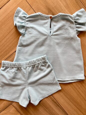 Conjunto Infantil Feminino Blusa com Detalhe e Short com Bolso Fernanda Ramos Kids