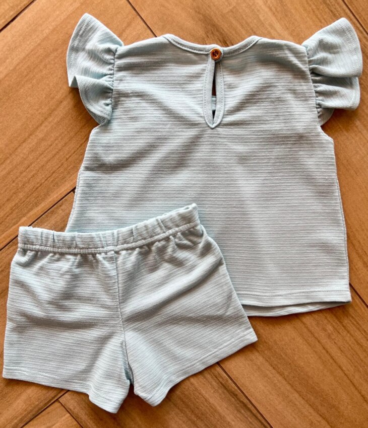 Conjunto Infantil Feminino Blusa com Detalhe e Short com Bolso Fernanda Ramos Kids