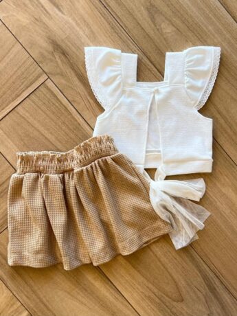 fernandaramoskids com br Conjunto Infantil Feminino Blusa Detalhe na Manga e Short Saia 1