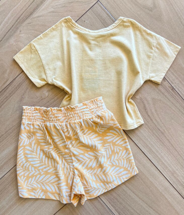 Conjunto Infantil Feminino Blusa La Nature e Short Estampado Fernanda Ramos Kids