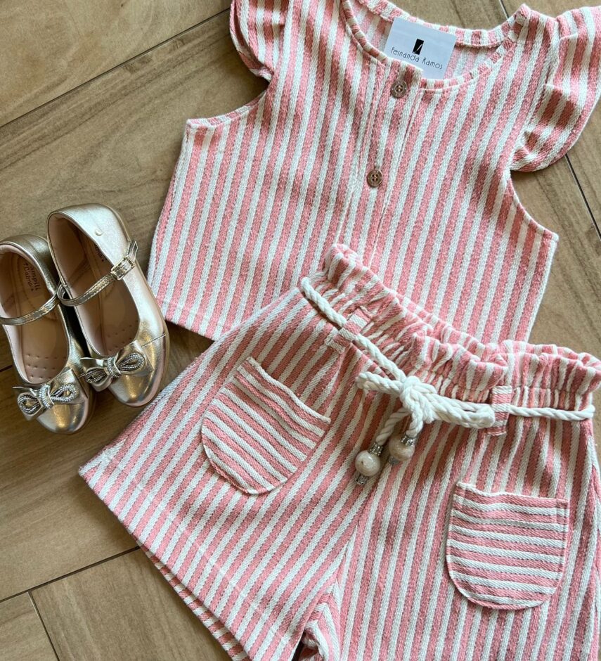 fernandaramoskids com br Conjunto Infantil Feminino Blusa Short Listrado com Fio Dourado 1
