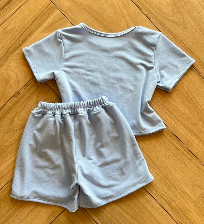 fernandaramoskids com br Conjunto Infantil Feminino Blusa Stitch e Short Saia Azul2