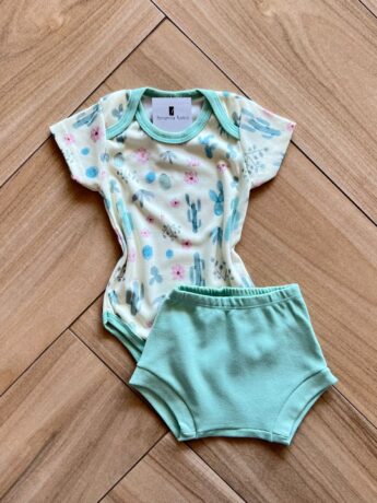 Conjunto Infantil Feminino Body Cacto e Short Verde Fernanda Ramos Kids
