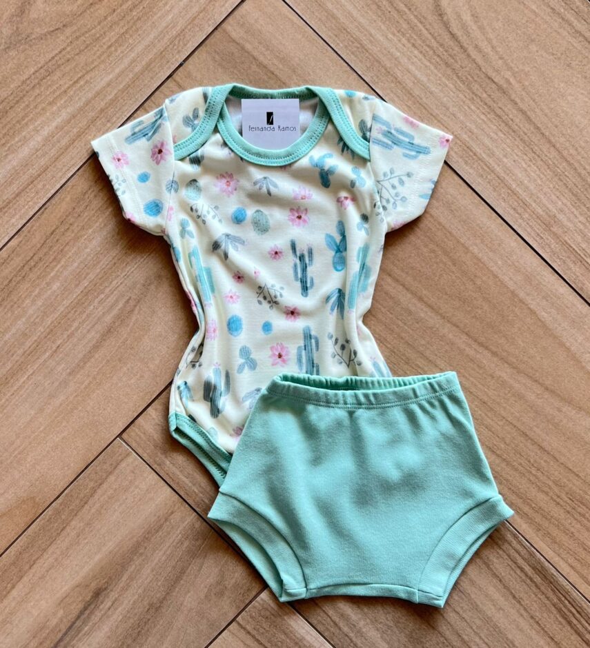 Conjunto Infantil Feminino Body Cacto e Short Verde Fernanda Ramos Kids